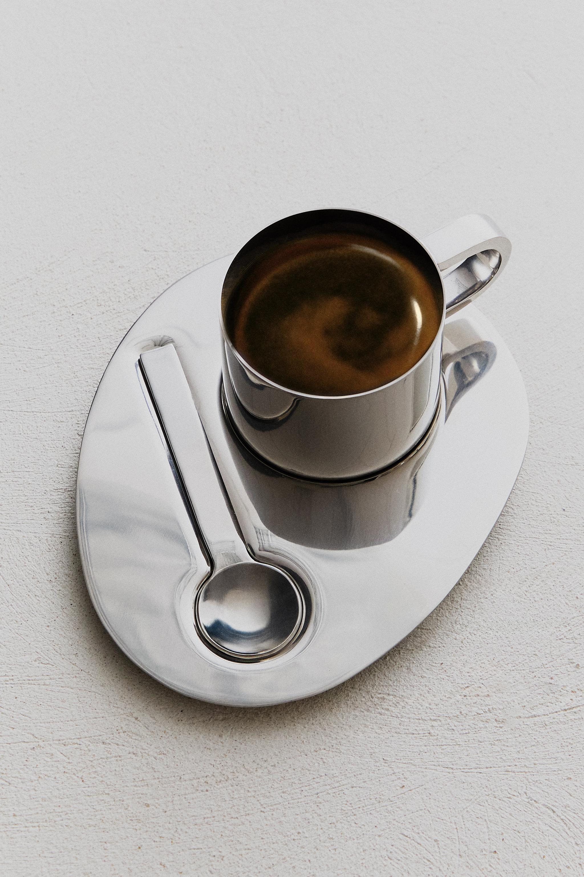 STEEL MUG, SPOON AND TRAY SET
